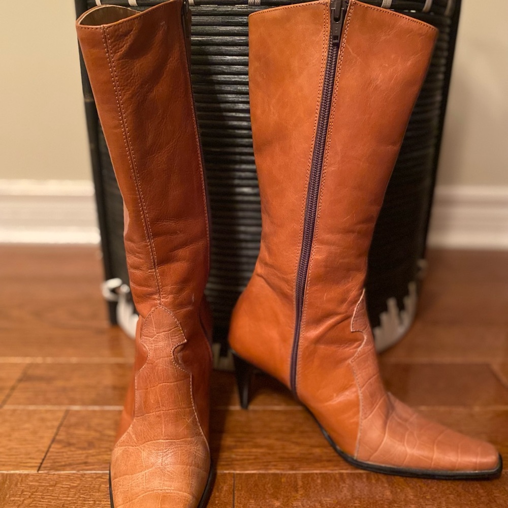 Leather boots size 35. Made in Italy